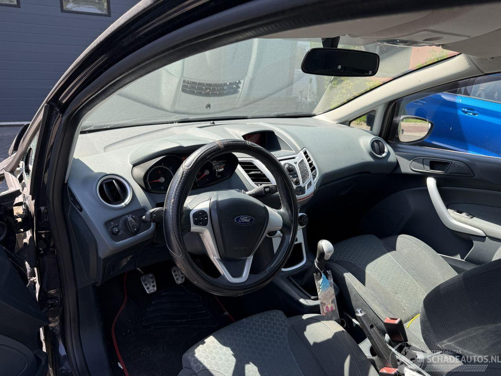Ford Fiesta 1.4 Trend (Hatchback 3-dr.) 53760487-4.jpg | Lunenburg Auto’s